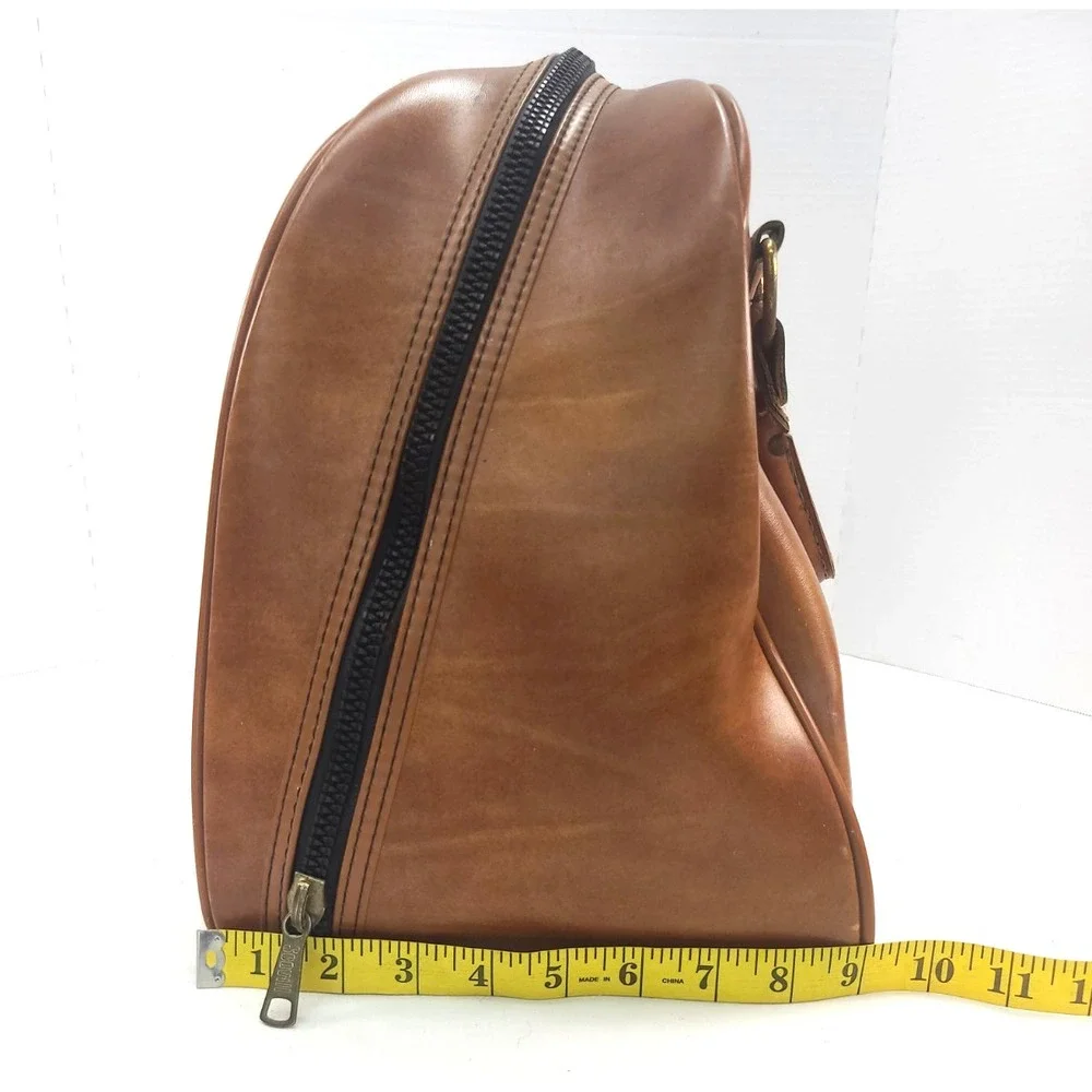 AMF VTG White, Brown & Black Single Bowling Ball Bag with Metal Rack Style 70s